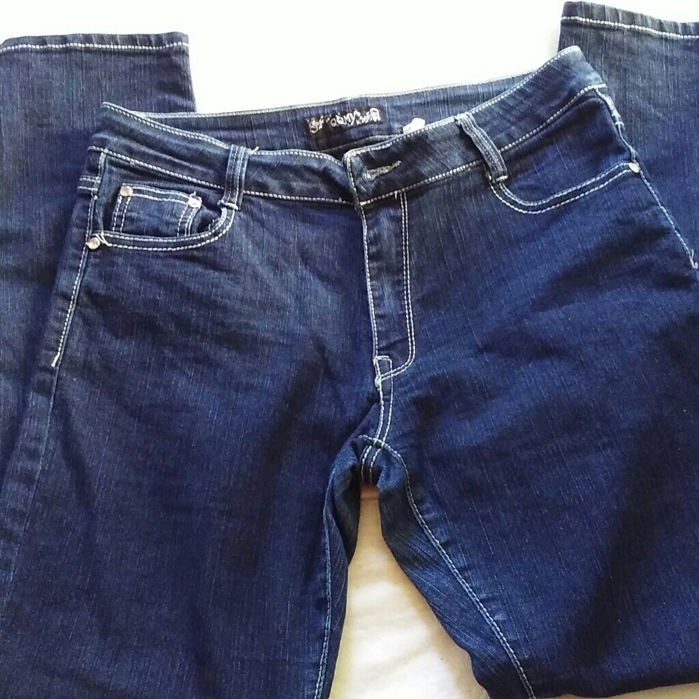 Ladies jeans size 9/10 dark blue straight leg
